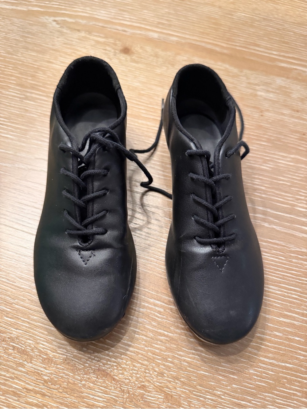 Girl's Black Leather Lace-Up Tap Shoes